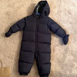 Navy blue snow suit Baby Gap with mittens and booties. Sz 18 - 24 months